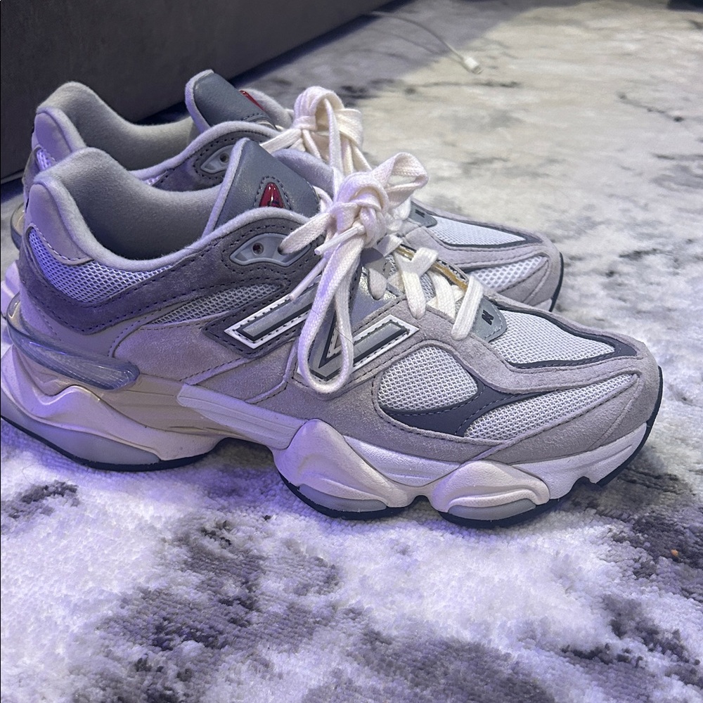 New Balance Women's Light Grey and White Athletic Sneakers